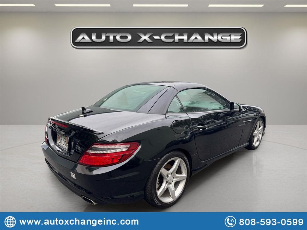 2013 Mercedes-Benz SLK-Class