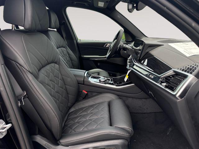 صورة مصغرة 15 لـ 2026 BMW X5 XDRIVE40I