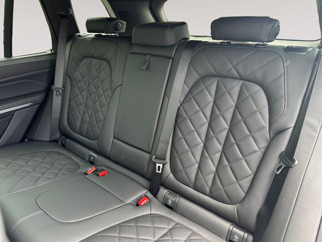 صورة مصغرة 13 لـ 2026 BMW X5 XDRIVE40I