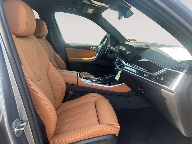 صورة مصغرة 15 لـ 2026 BMW X5 XDRIVE40I