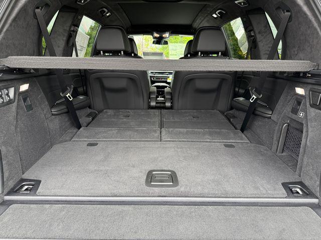 صورة مصغرة 22 لـ 2027 BMW X7 XDRIVE40I