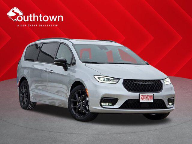 New 2026 Chrysler Pacifica L