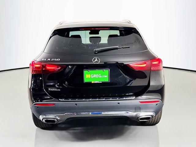 صورة 8 لـ 2025 Mercedes-BENZ GLA