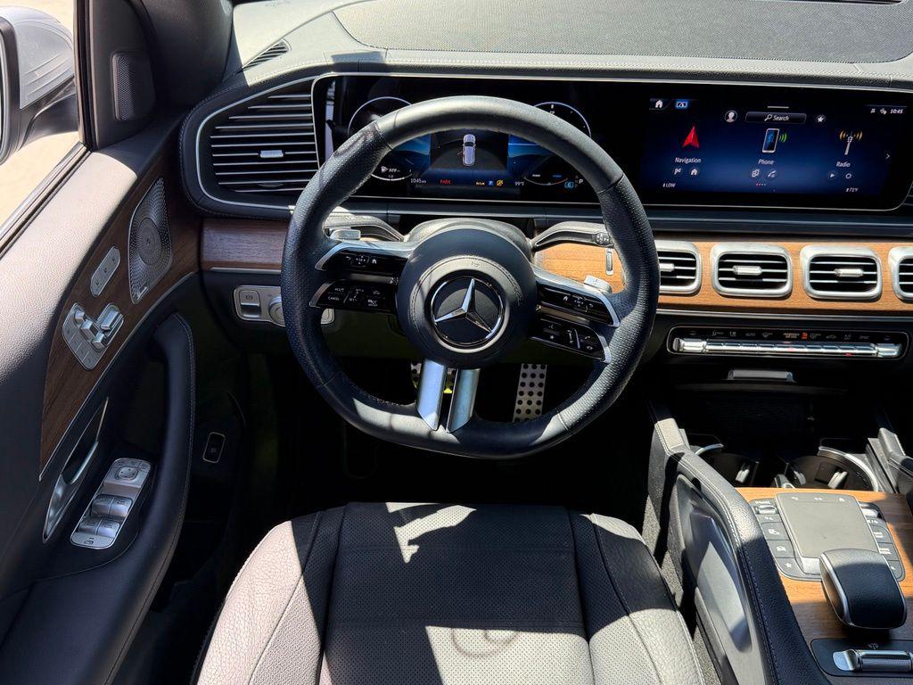 2024 Mercedes-BENZ GLS thumbnail 17