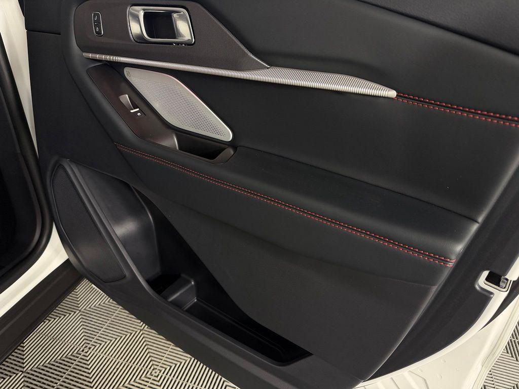 صورة مصغرة 36 لـ 2025 FORD EXPLORER ST