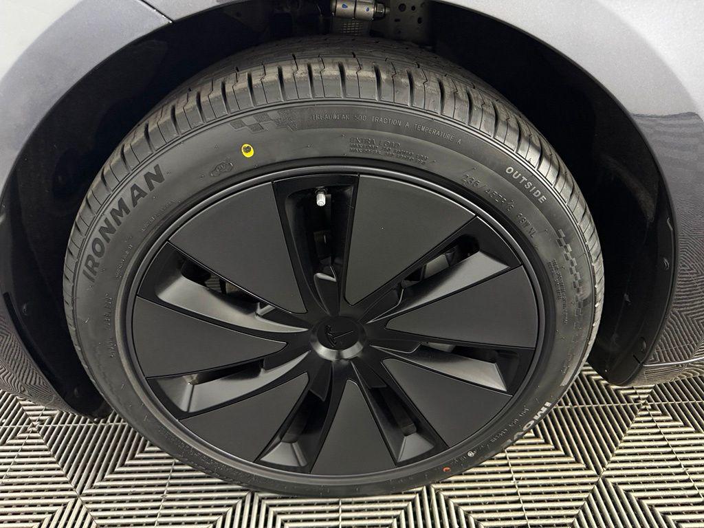 صورة مصغرة 11 لـ 2025 Tesla MODEL 3 LONG RANGE