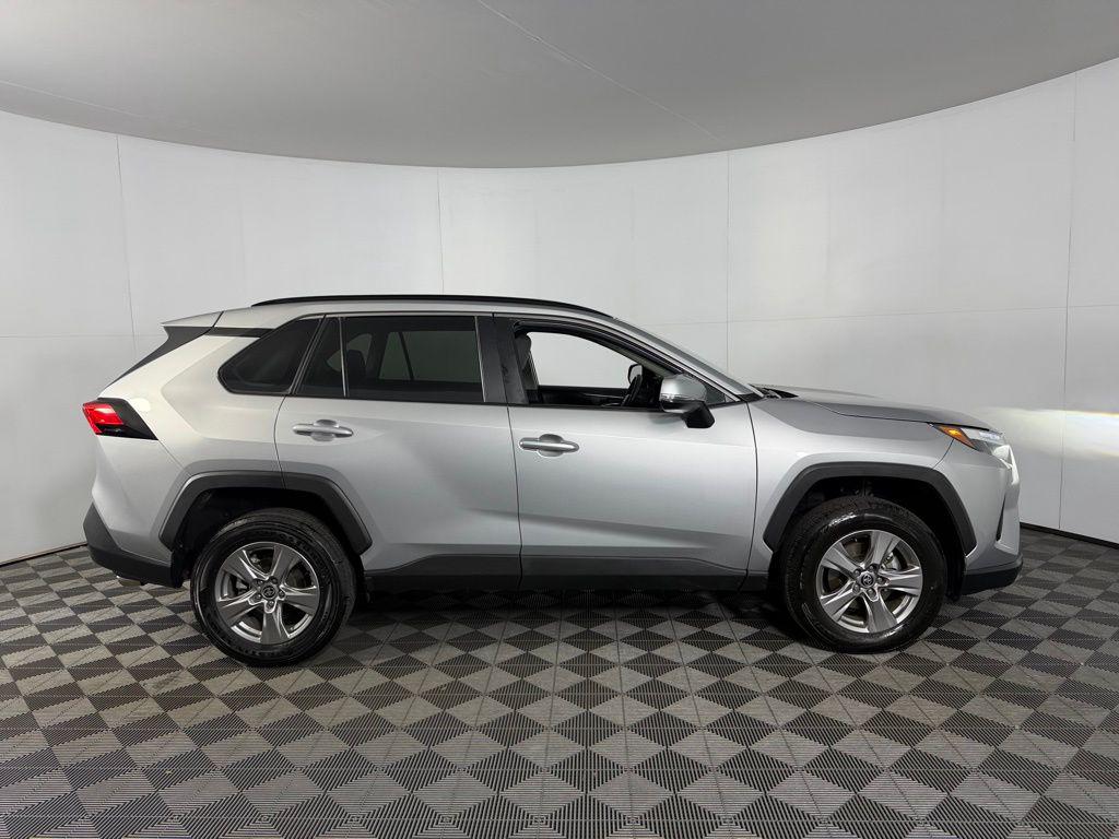 TOYOTA RAV4 - 3