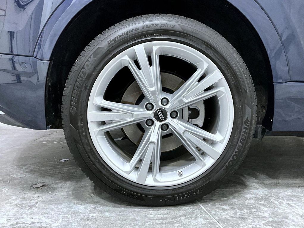 صورة مصغرة 24 لـ 2023 AUDI Q8 55 PRESTIGE