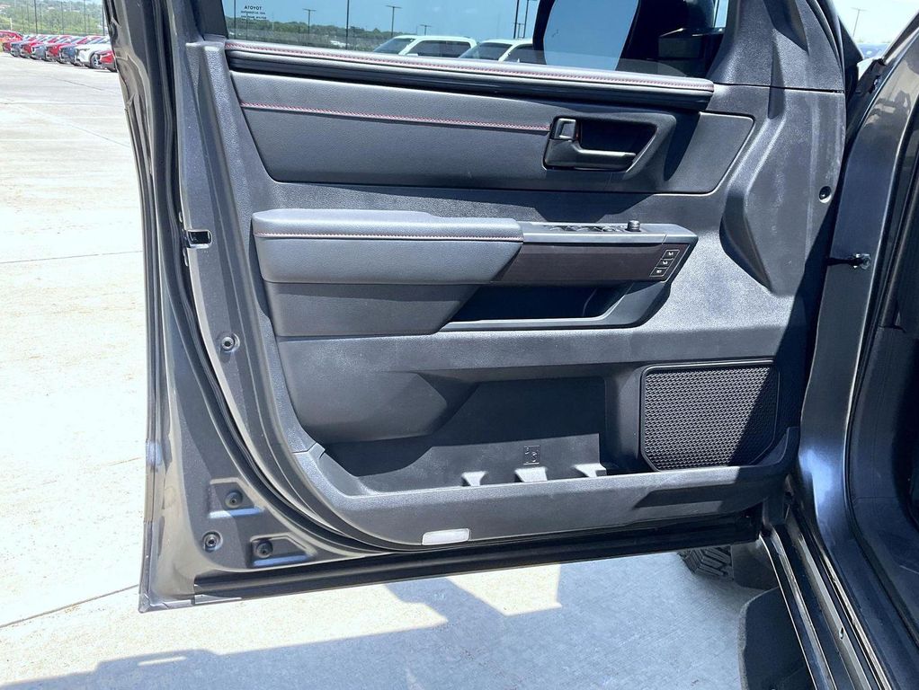 2023 Toyota SEQUOIA TRD PRO — фото 10