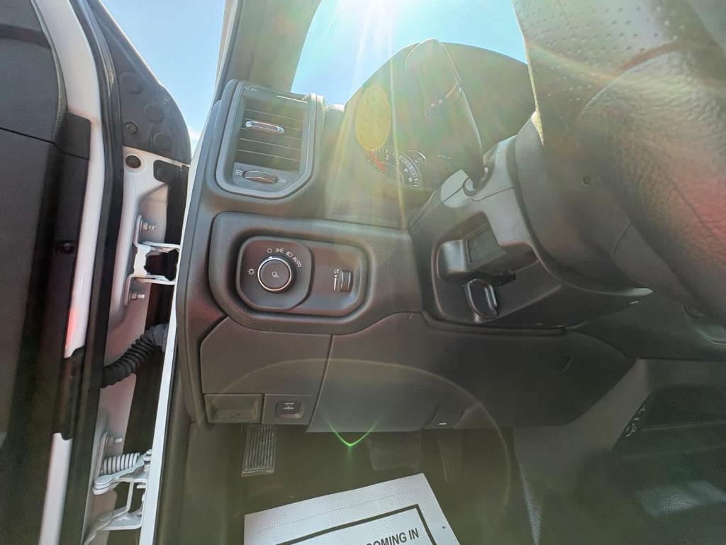 صورة مصغرة 36 لـ 2024 RAM 3500 TRADESMAN
