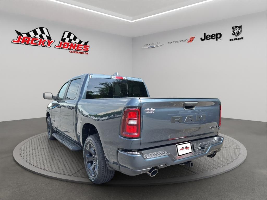 2026 RAM 1500 EXPRESS photo 6