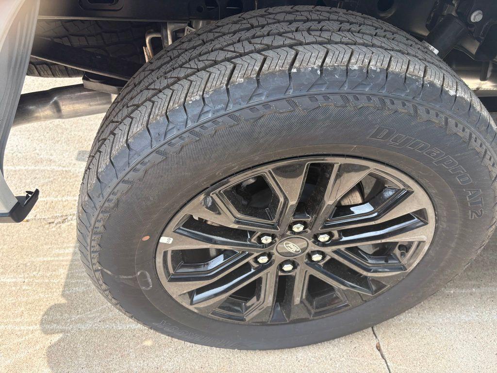 2026 FORD F-150 LARIAT 照片 5