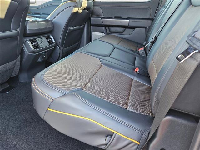صورة مصغرة 15 لـ 2026 FORD F-150 TREMOR