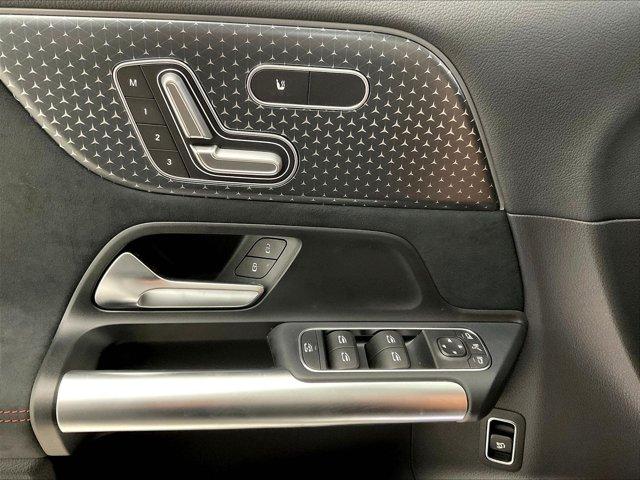 2026 Mercedes-BENZ AMG GLA 35 BASE 缩略图 21