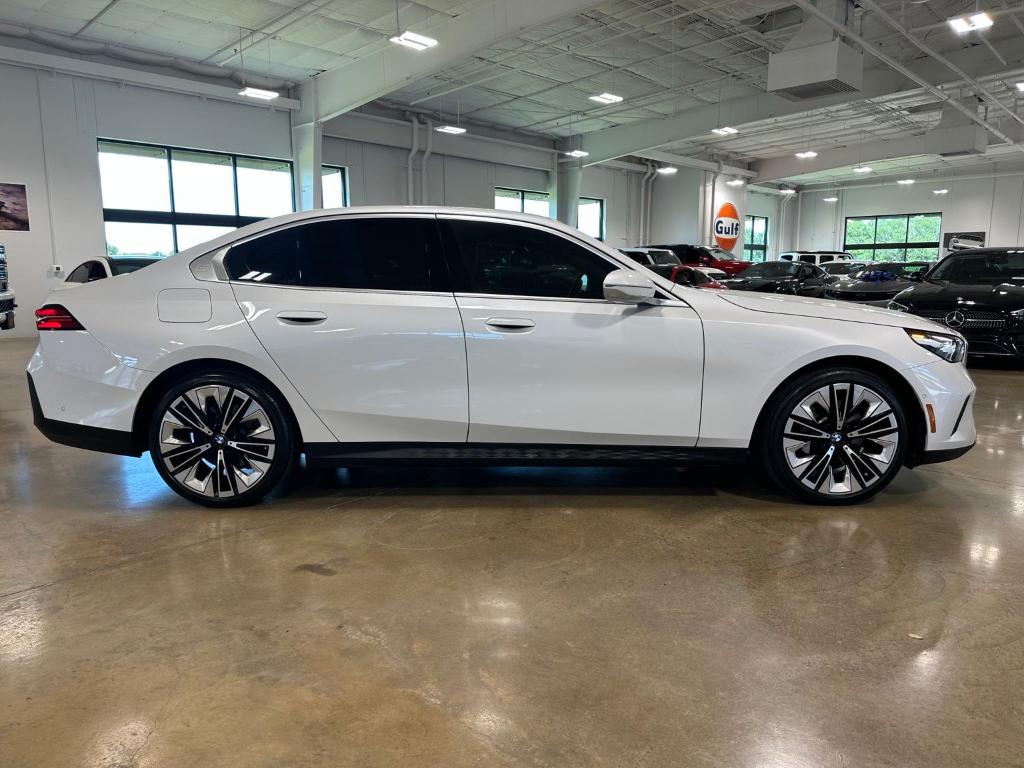 2024 BMW 530 I 照片 9