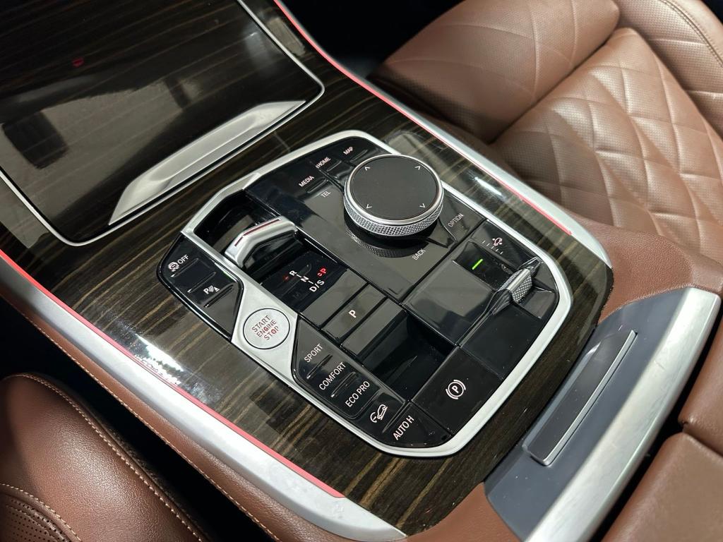 صورة مصغرة 33 لـ 2023 BMW X7 XDRIVE40I