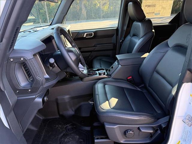 FORD BRONCO - 9