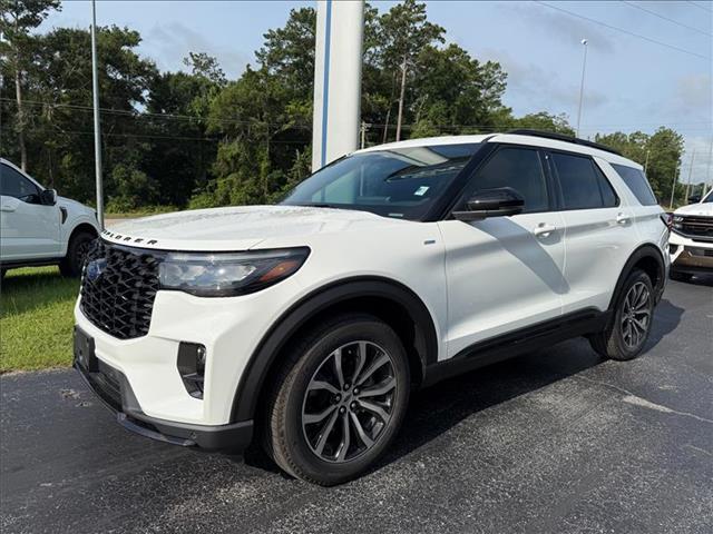 New 2026 Ford Explorer ST-Line