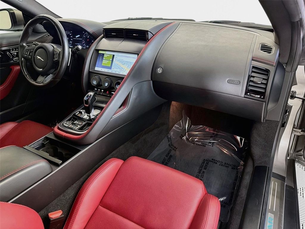 2022 Jaguar F-TYPE P450 R-DYNAMIC 缩略图 23