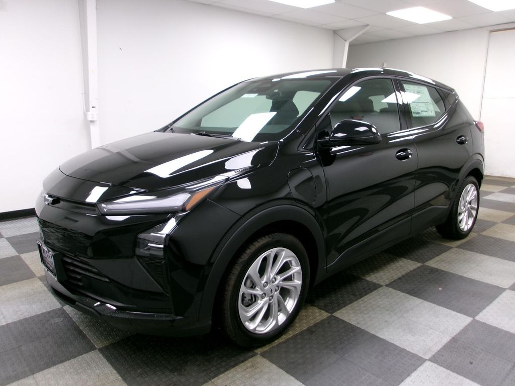 New 2027 Chevrolet Bolt LT FWD