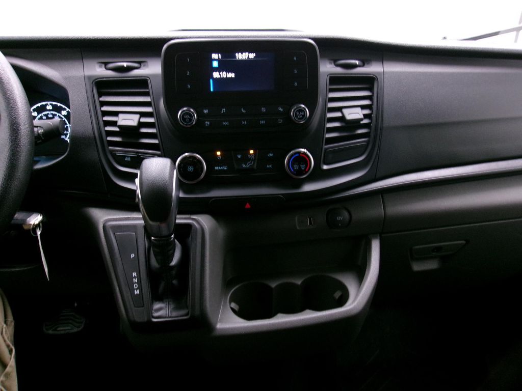 صورة 10 لـ 2024 FORD TRANSIT-250 BASE