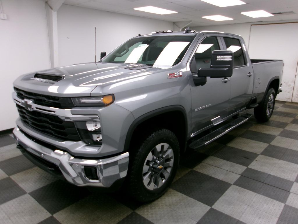 New 2026 Chevrolet Silverado 2500 LT
