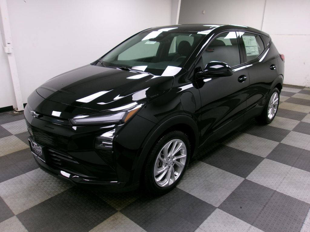 New 2027 Chevrolet Bolt LT FWD