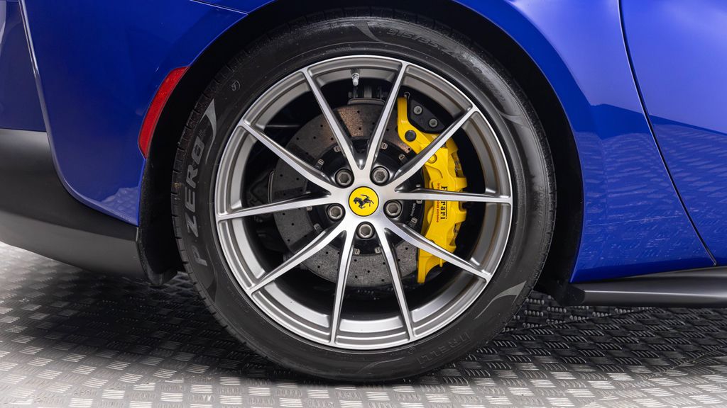 2020 Ferrari 812 SUPERFAST BASE thumbnail 58