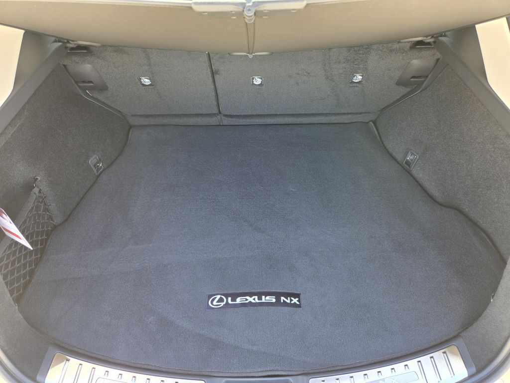 صورة مصغرة 19 لـ 2026 Lexus NX 350 LUXURY