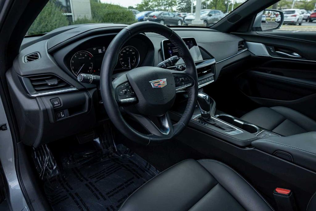 صورة مصغرة 16 لـ 2025 Cadillac CT4 LUXURY