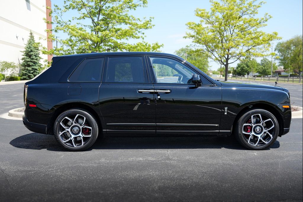 2023 ROLLS-ROYCE CULLINAN SUV — фото 10