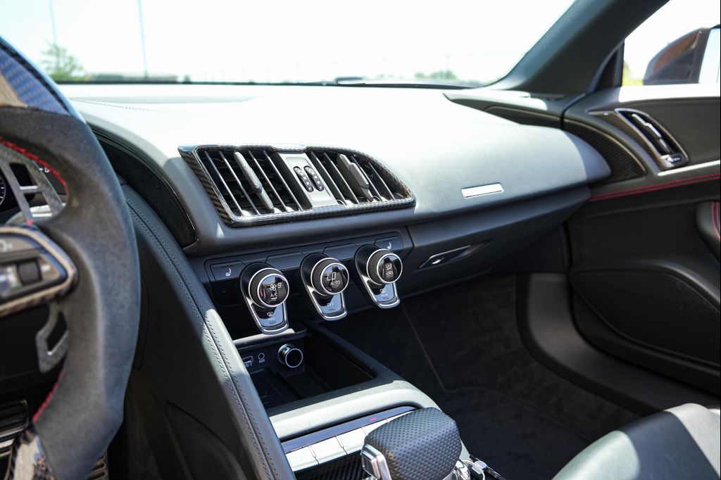 2020 AUDI R8 5.2 V10 PERFORMANCE 缩略图 21