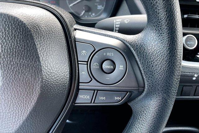 صورة 14 لـ 2024 Toyota COROLLA CROSS HYBRID S