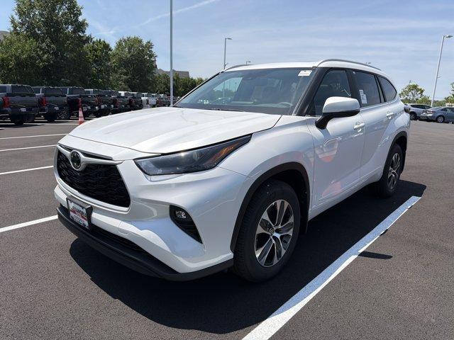 New 2026 Toyota Highlander XLE