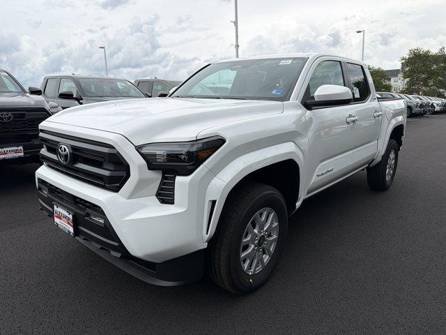 2026 Toyota TACOMA SR5 — фото 1