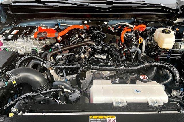صورة 10 لـ 2026 Toyota TACOMA HYBRID TRD