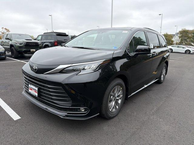New 2026 Toyota Sienna XLE