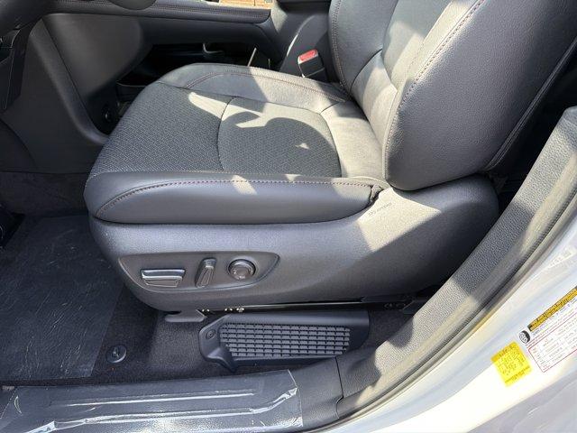 صورة 9 لـ 2026 Toyota SIENNA PLATINUM 7 PASSENGER