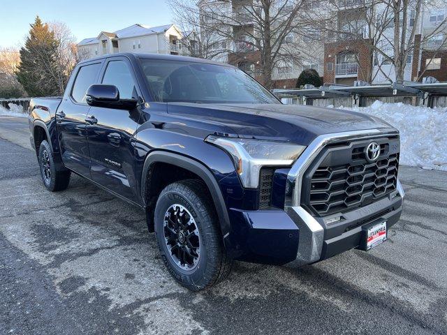 TOYOTA TUNDRA - 3