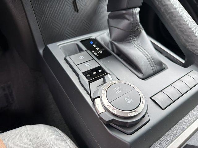 صورة مصغرة 22 لـ 2026 Toyota TACOMA SR5
