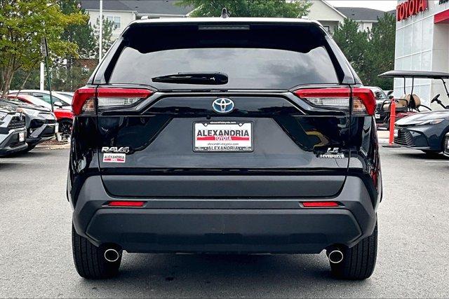 2023 Toyota RAV4 HYBRID LE — фото 4