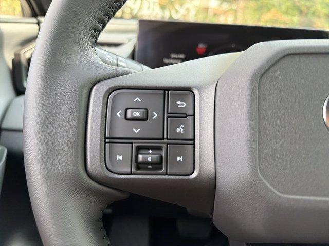 صورة 3 لـ 2026 Toyota RAV4 SE