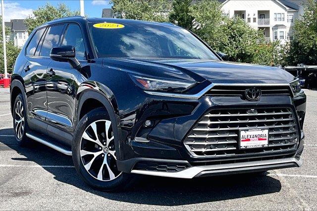 TOYOTA GRAND HIGHLANDER - 2