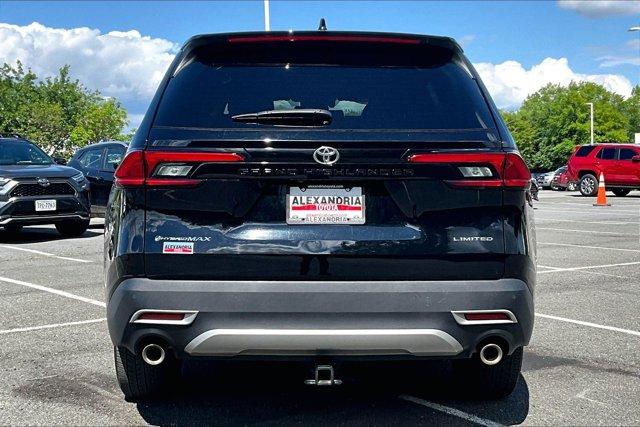 TOYOTA GRAND HIGHLANDER - 4