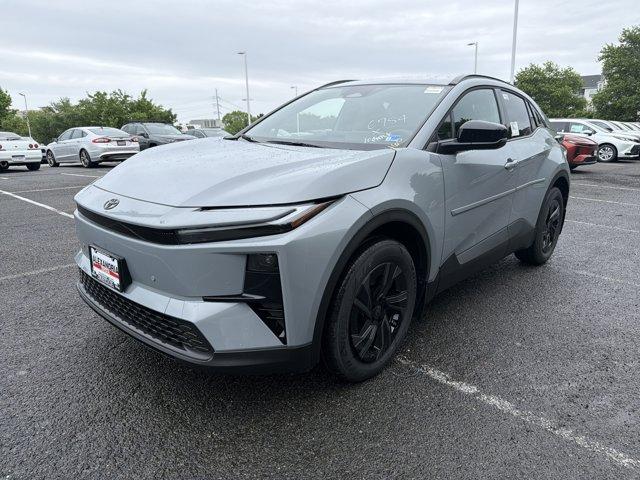 New 2026 Toyota C-HR SE