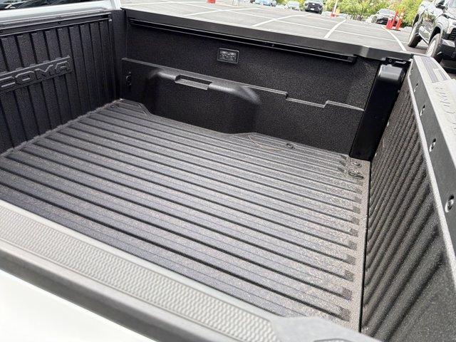 صورة 8 لـ 2026 Toyota TACOMA SR5