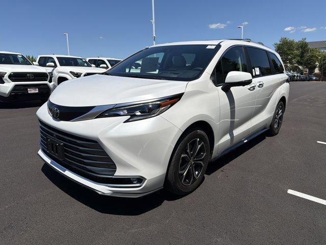 New 2026 Toyota Sienna Platinum 7 Passenger