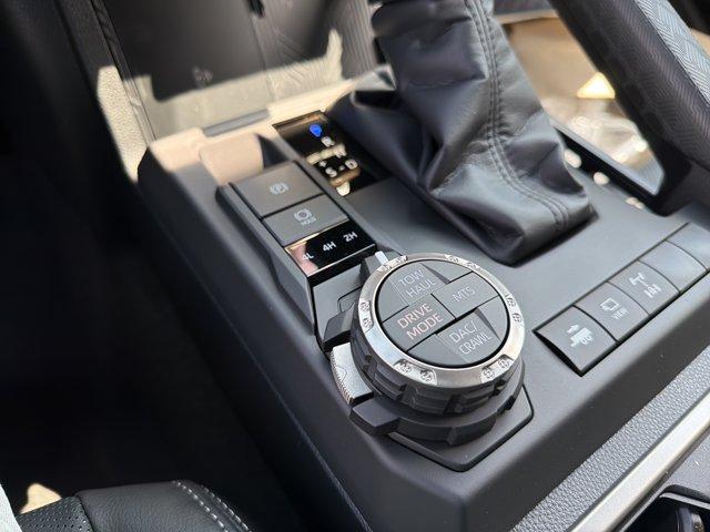 2026 Toyota 4RUNNER HYBRID TRD OFF ROAD PREMIUM — миниатюра 24