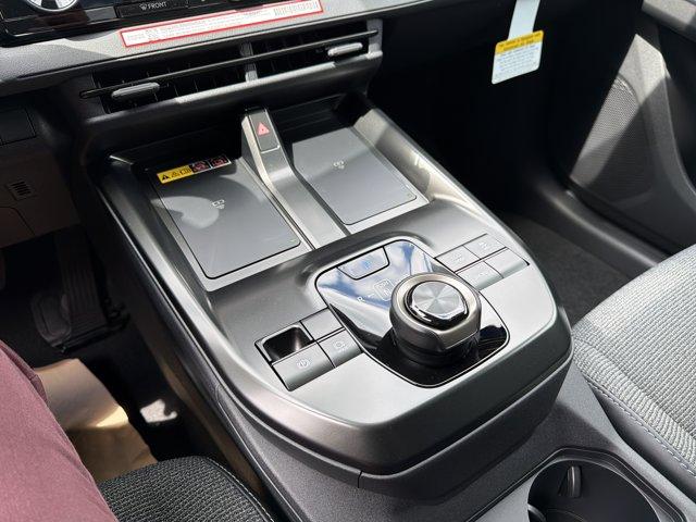 2026 Toyota BZ XLE PLUS — миниатюра 19