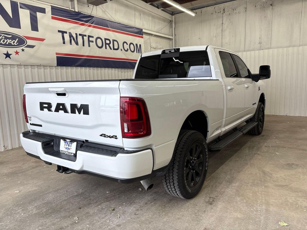 2025 RAM 2500 LARAMIE CREW CAB 4X4 6'4' BOX — фото 7
